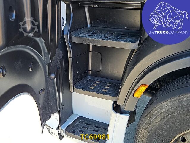  Iveco S-Way 460