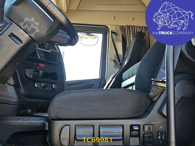  Iveco S-Way 460