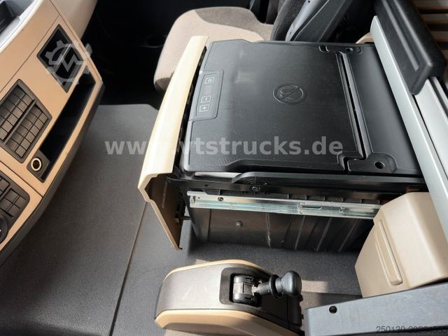 Véhicule tracteur volume MAN TGL 12.250 4x2 BL