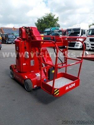 Plateforme de travail MAGNI Magni MJP11,5AC 11,2m Vertikalmastbühne 2x vorh.