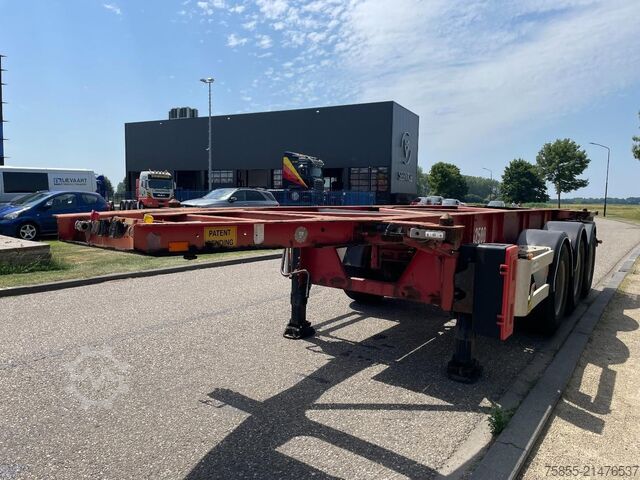 Transport de conteneurs Van Hool 3B0074 20 FT Chassis / Tank / ADR / BPW Axles /...