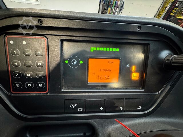 前移式叉车 Linde R 20 HD [ID: 240]