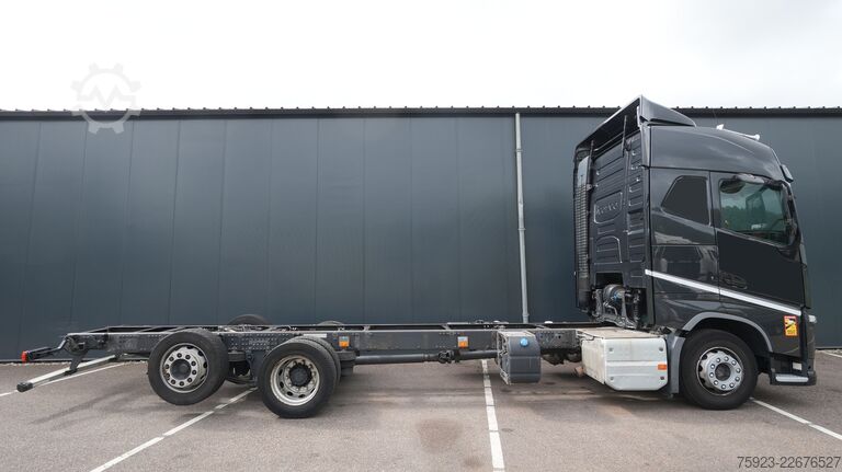 Chassis med førerhus Volvo FH 420 6x2 chassis truck