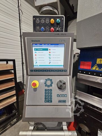 Presse plieuse CNC 8 axes 100T x 3060 mm Colly Bombled 100T/3