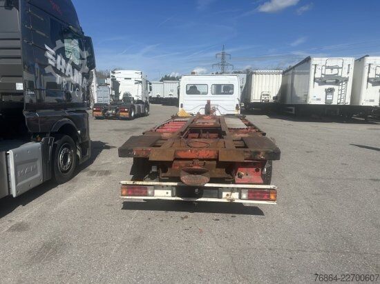 Camión con caja móvil MERCEDES-BENZ , KöGEL, WIESEL / UMSETZER  ,ERSATZTEILTRäGER!!!