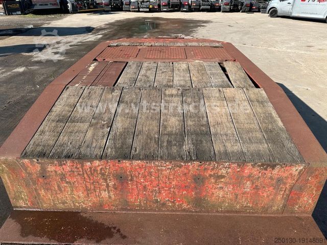 Polpriklopnik z nizko nakladalno ploščadjo FAYMONVILLE STN-2A Tieflader, Ausziehbar