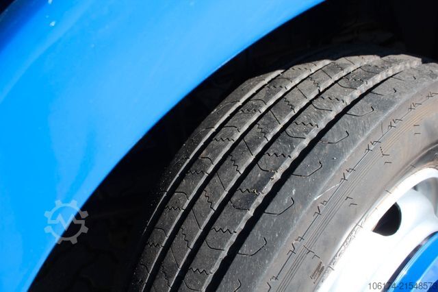 Bärgningsbil MAN TGL 8.180 BL Abschleppwagen Autotransporter Top