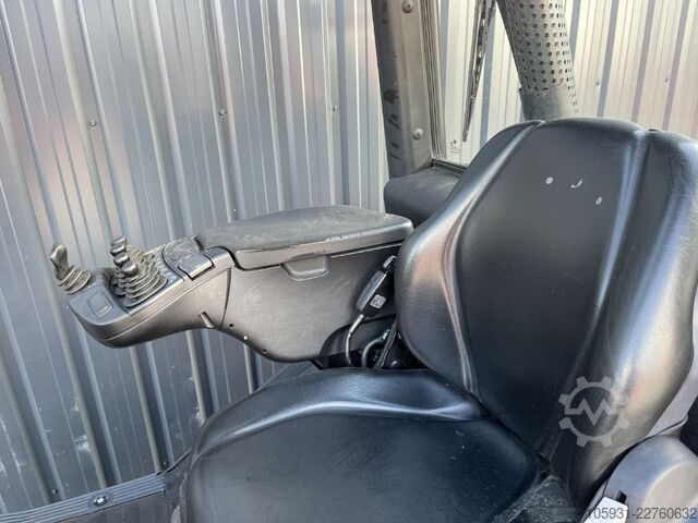 Chariot élévateur GPL Linde H25T-02