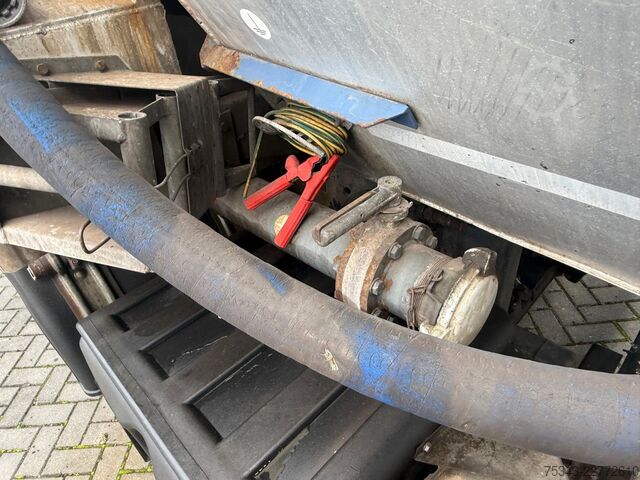 Usisno vozilo Mercedes-Benz Actros 2541 | 13,000L sewer cleaner | Wittig va...
