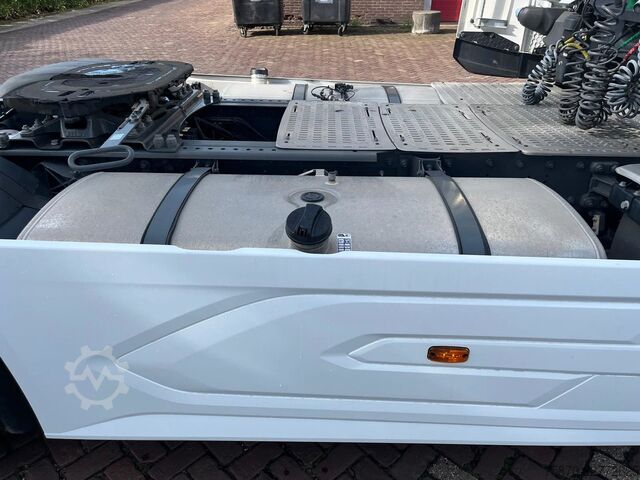 Standardni SZM DAF XG 480 FT