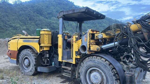 Jumbo de perforación Boomer Atlas Copco L2D
