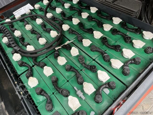 Elektriline neljarattaline kahveltõstuk Linde E25-01