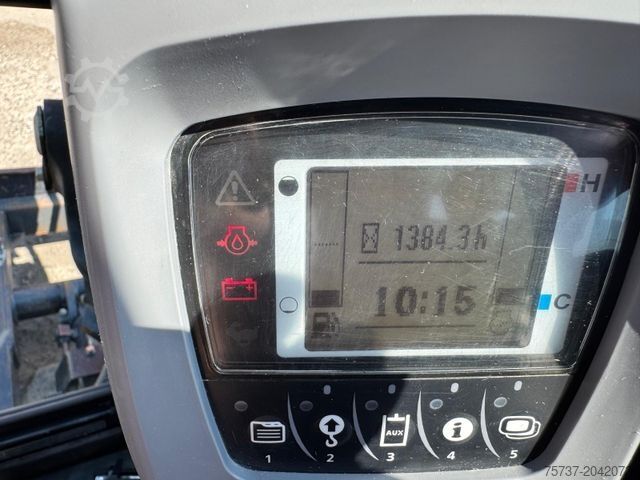 ミニショベル KUBOTA KX 042-4