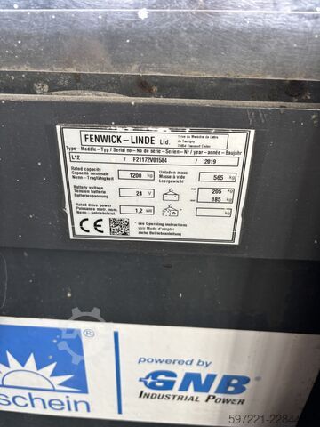 Apiladores de palés Fenwick L 12