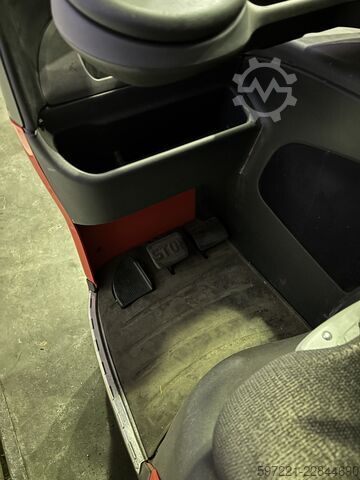 Carretillas retráctiles Fenwick R14B-01