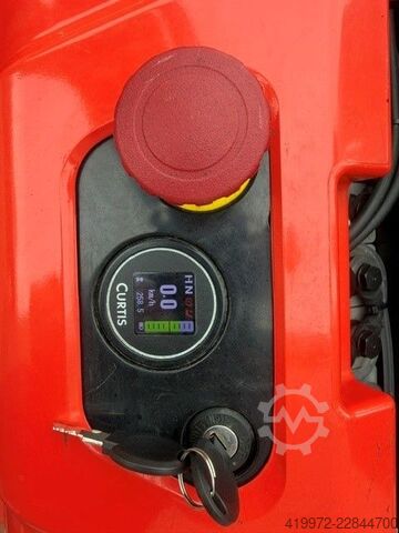 Slagač za pješake Noblelift PS16L  TX5300