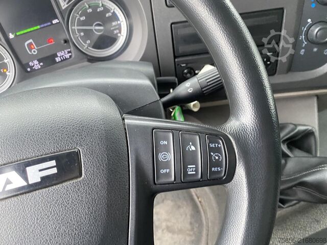 Box body DAF LF 170 Boxtruck / Loading Lift / Manual / 331.0...