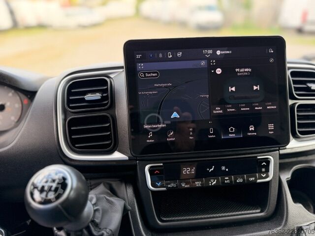 Magas tetős, hosszú tengelytávú zárt furgon Peugeot Boxer 35 L4H2 140 KlimaKameraTempo Navi
