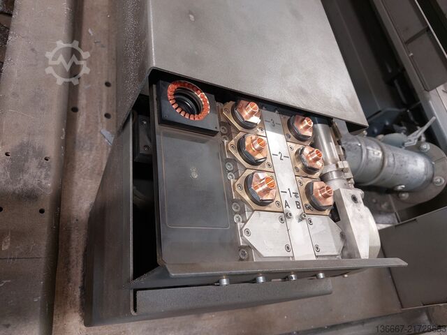 Centro de processamento de chapa metálica Adige Sys Macchina taglio laser LC5, combinata tub