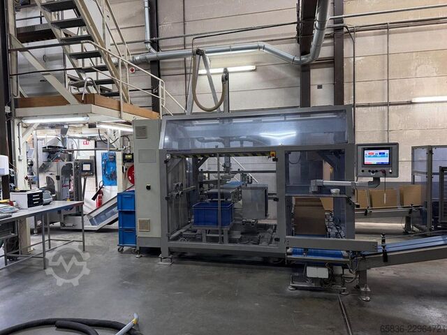Linha completa de pesagem, embalagem e encaixotamento com Yamato e GEA SmartPacker SX400 GEA SmartPacker SX400