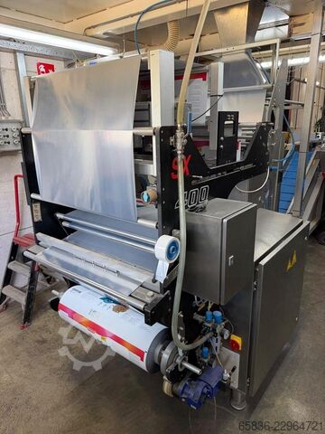 Linha completa de pesagem, embalagem e encaixotamento com Yamato e GEA SmartPacker SX400 GEA SmartPacker SX400