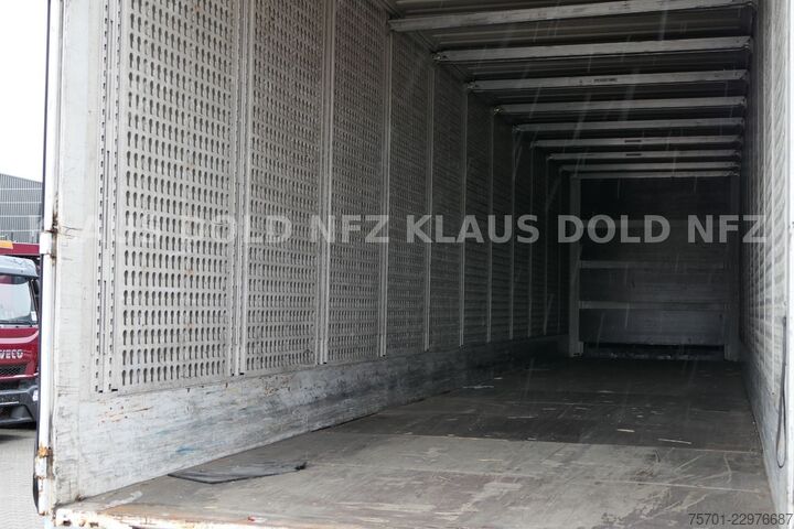 Dobozos félpótkocsi KRONE SD Koffer 95m³ Liftachse