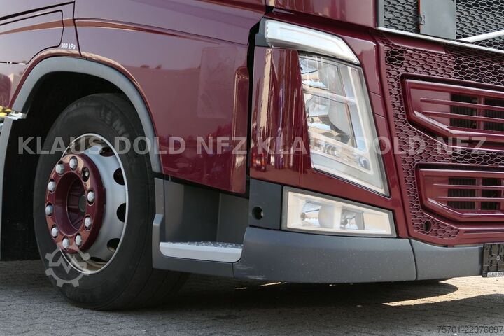 Nagy térfogatú nyergesvontató VOLVO FH 460 Globetrotter 2-Tanks Euro 6