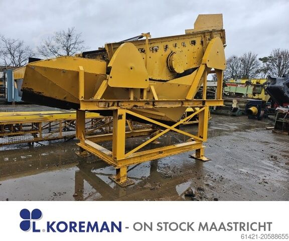 SBM 오스트리아 선별기, 배출 컨베이어 포함