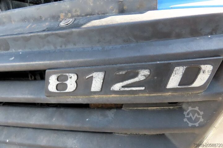 Furgão de caixa Mercedes-Benz Vario 812D