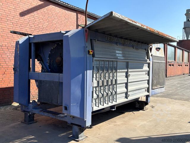 Shredder KOMPTECH Terminator 3400 SE