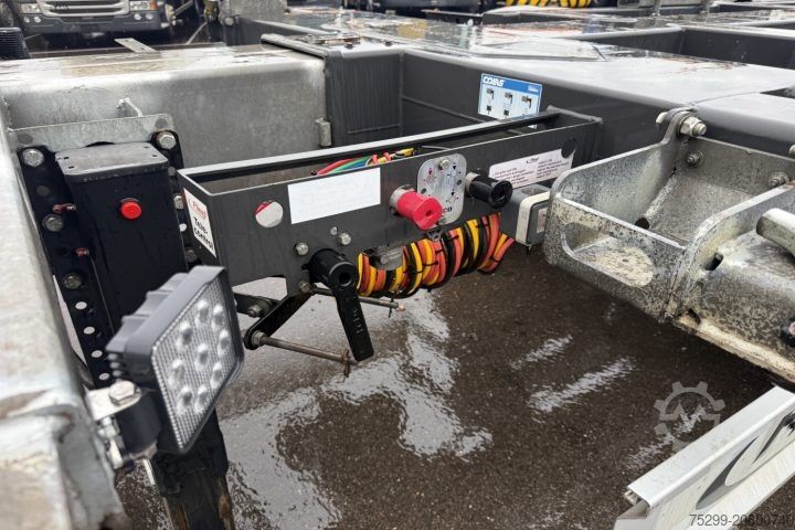 Poluprikolica za izmjenjive sanduke Fliegl SDS 380 Containertransport  / Swiss-Vehicle