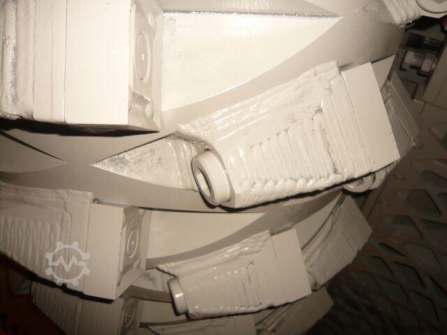 Jednohriadeľový drvič BMH TYRANNOSAURUS 9904