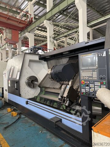 Centro de torneado y fresado CNC DOOSAN Puma 600L 3200