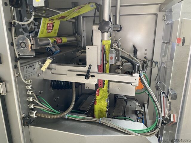 Pesadora multicabezal + máquina de envasado en flowpack Ishida - Rovema - Meerkopsweger - Verticale flowpacker