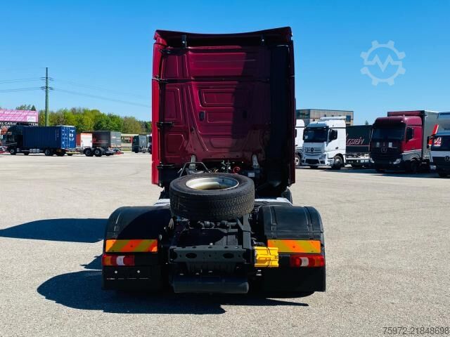 Volymdragbil  Actros 1845 LS nRL Low Liner