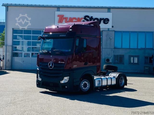 Volymdragbil  Actros 1845 LS nRL Low Liner