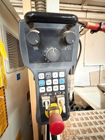 Apdirbimo centras SCM RECORD 132 TVN