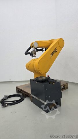 Industriālais robots Stäubli RX160 + CS8C