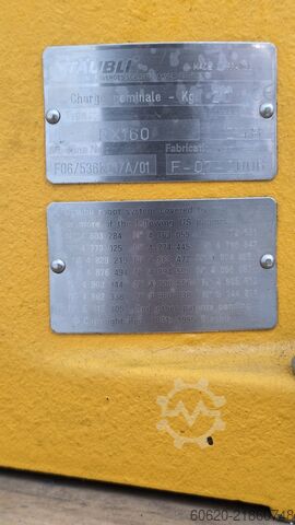 Industriālais robots Stäubli RX160 + CS8C