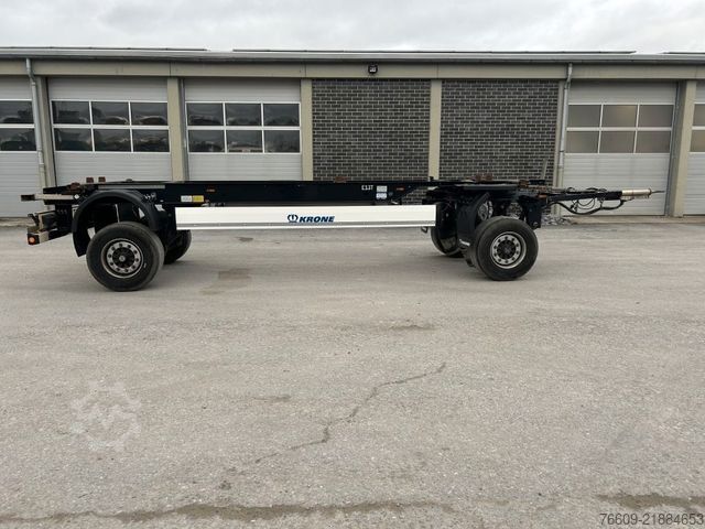 Keičiamo važiuoklės priekaba KRONE 2 Achswechselfahrgestell, Typ: AZW 18 eL3B9
