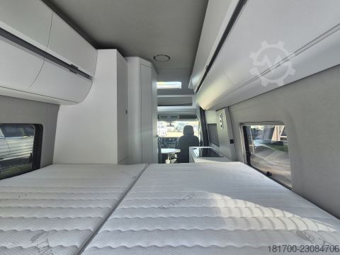 Matkaauto VW Grand California 680 *177*Automatik*Solar*