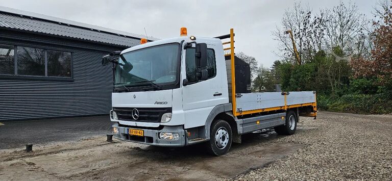 カートランスポーター Mercedes-Benz Atego 816