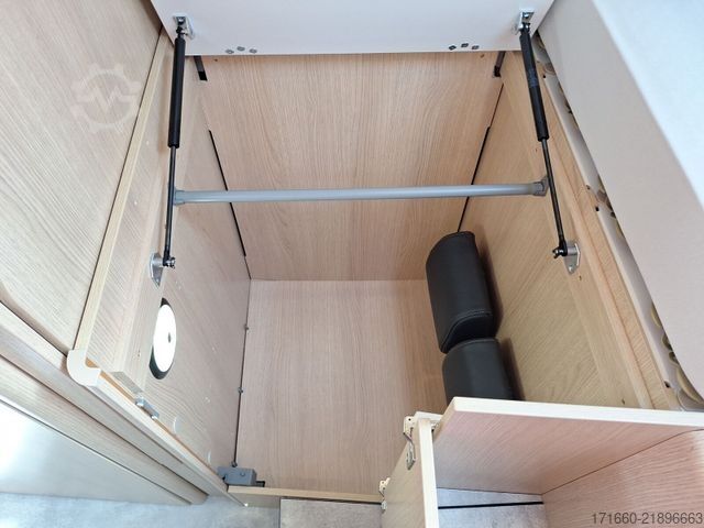 Напівінтегрований кемпер HYMER/ERIBA B-Klasse ML T BlackLine 780 Autarkie XL, Arktis