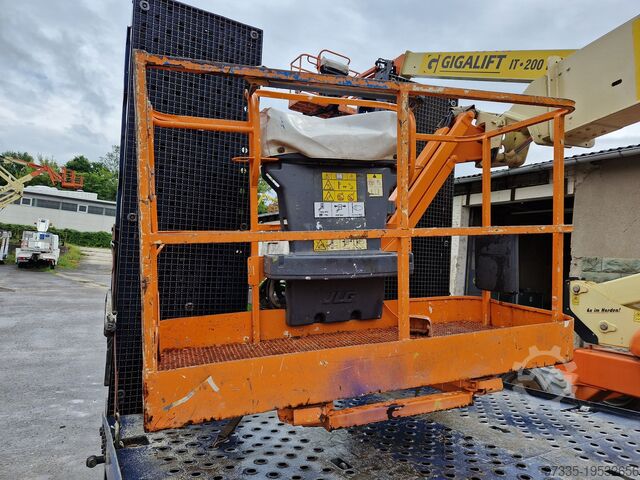 Plataforma de trabalho telescópica JLG M 600 JP (30254)