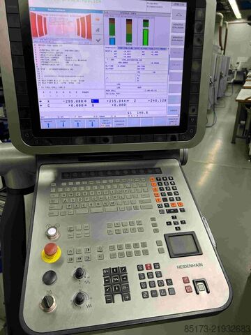 Centro de mecanizado universal DMG MORI 50