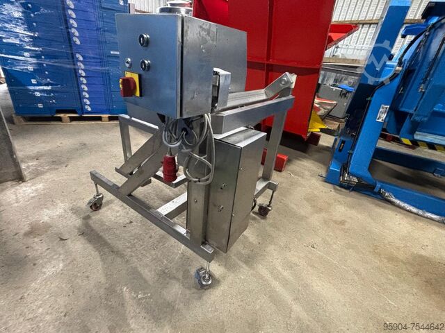 Tote Bin Lifter Base Handling Equipment