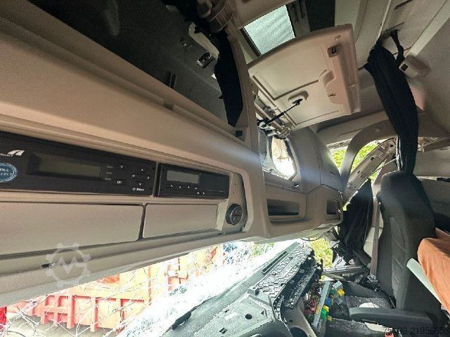 יחידת גרר סטנדרטית IVECO AS440S50T/P - Unfallschaden