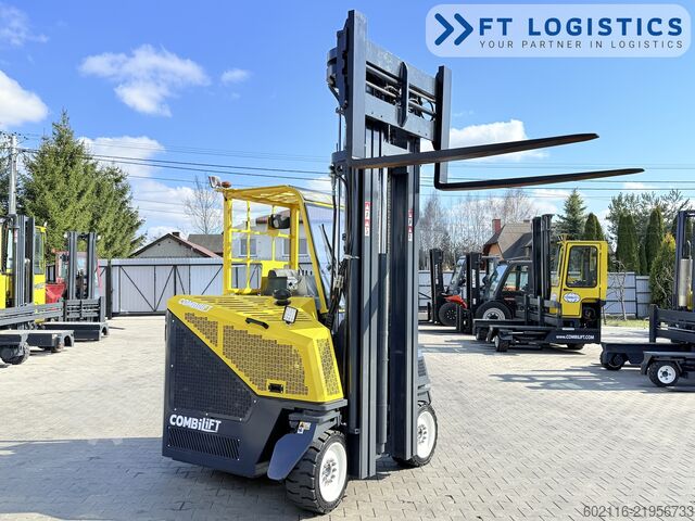 Dört yollu forklift Combilift CB4500 GAS TRIPLEX 6400 FORK POSITIONER