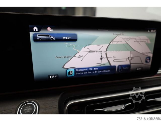 Minibussi Mercedes-Benz V 220 d Avantg Leder 360 AHK Distr Multibeam