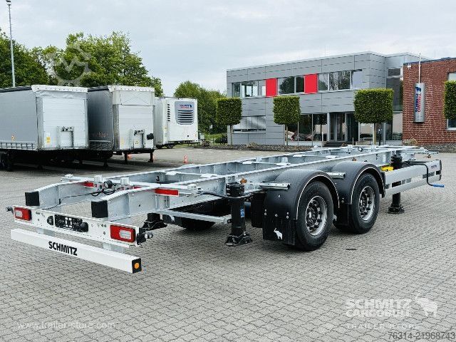 スワップシャーシトレーラー Schmitz Cargobull Zentralachsanhänger Wechselfahrgestell Maxiausführ
